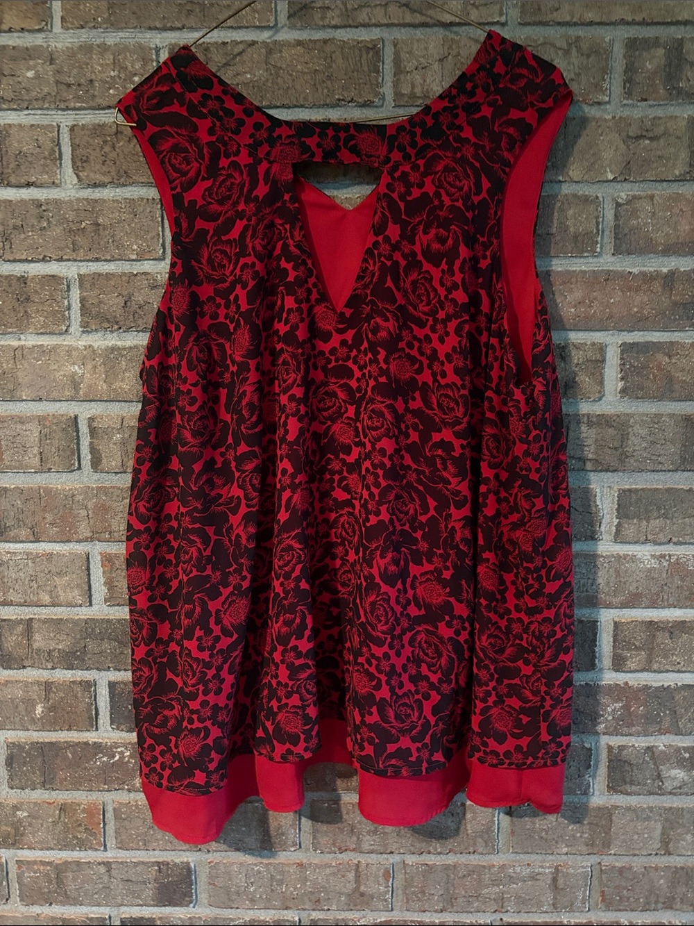 torrid Red Sleeveless Floral Lace Overlay Tunic